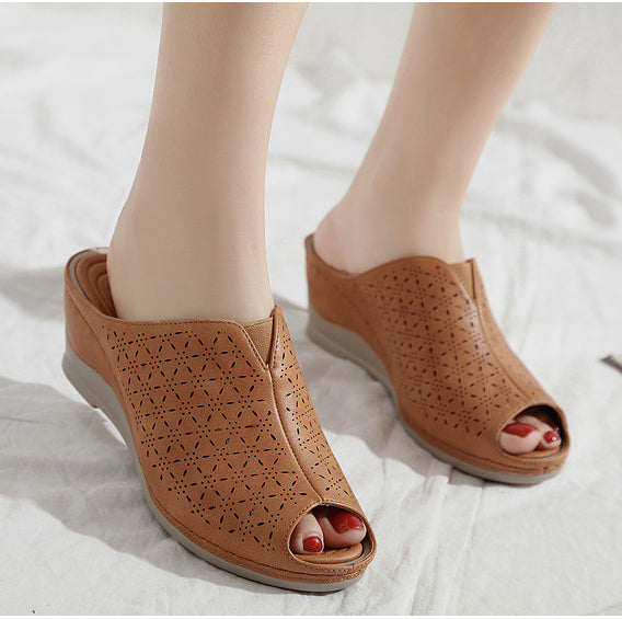 Lightweight Retro Massage Wedge Slippers