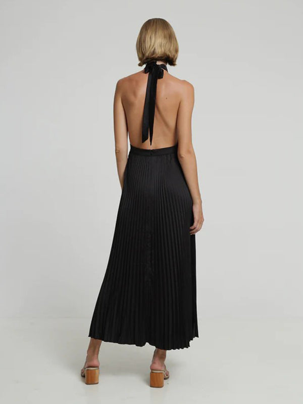 Sleeveless halterneck lace-up slim fit pleated dress