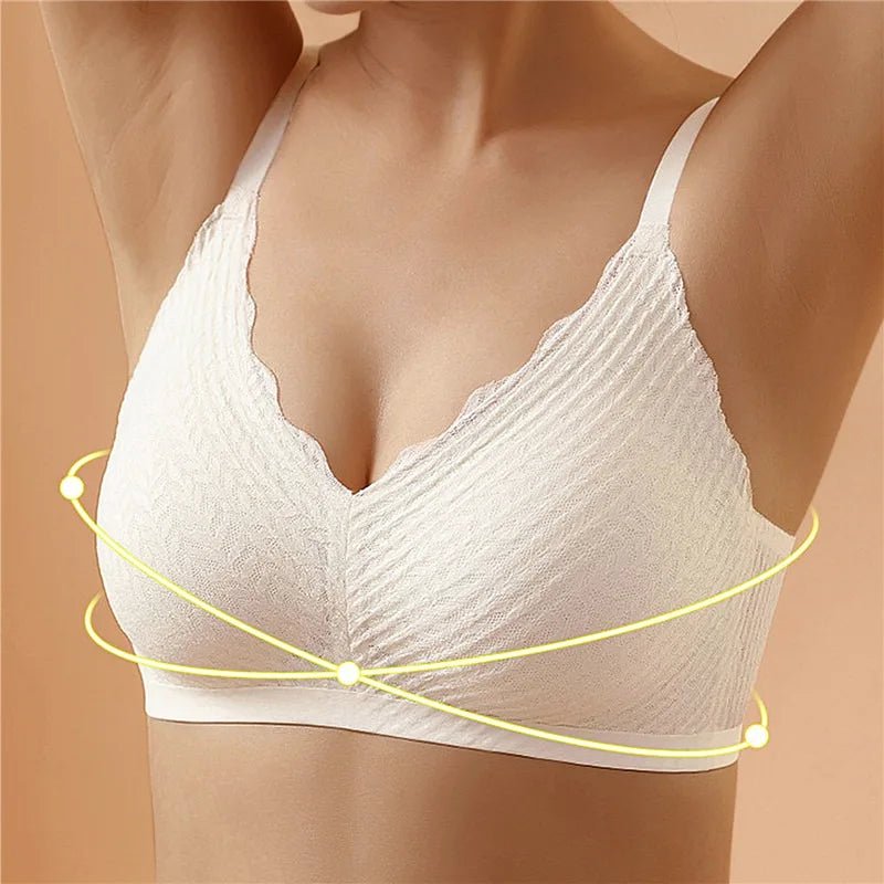 Adrianaâ„?- Breathable Seamless Bra