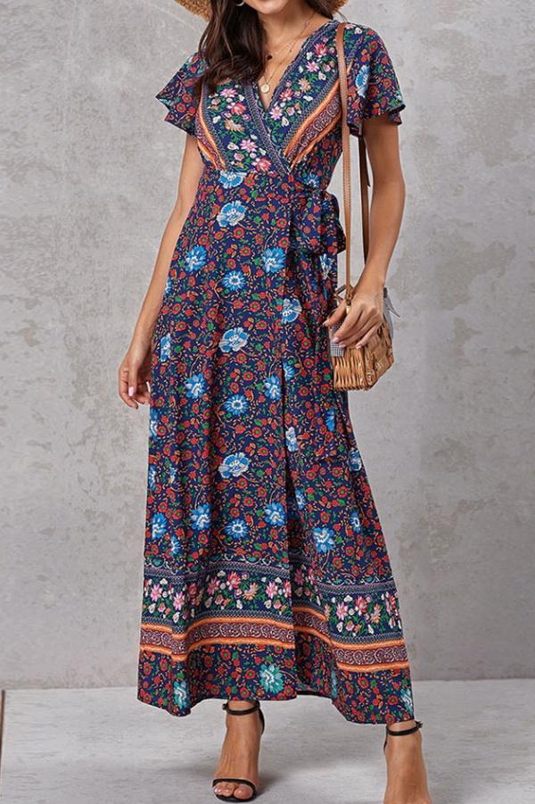 Solid Color V-neck Short-sleeved Slim Dress